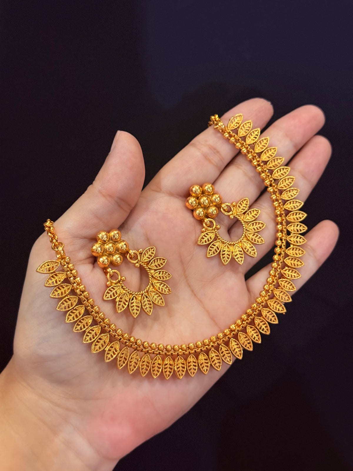 Barg — Necklace Earring Set