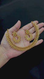 Barg — Necklace Earring Set
